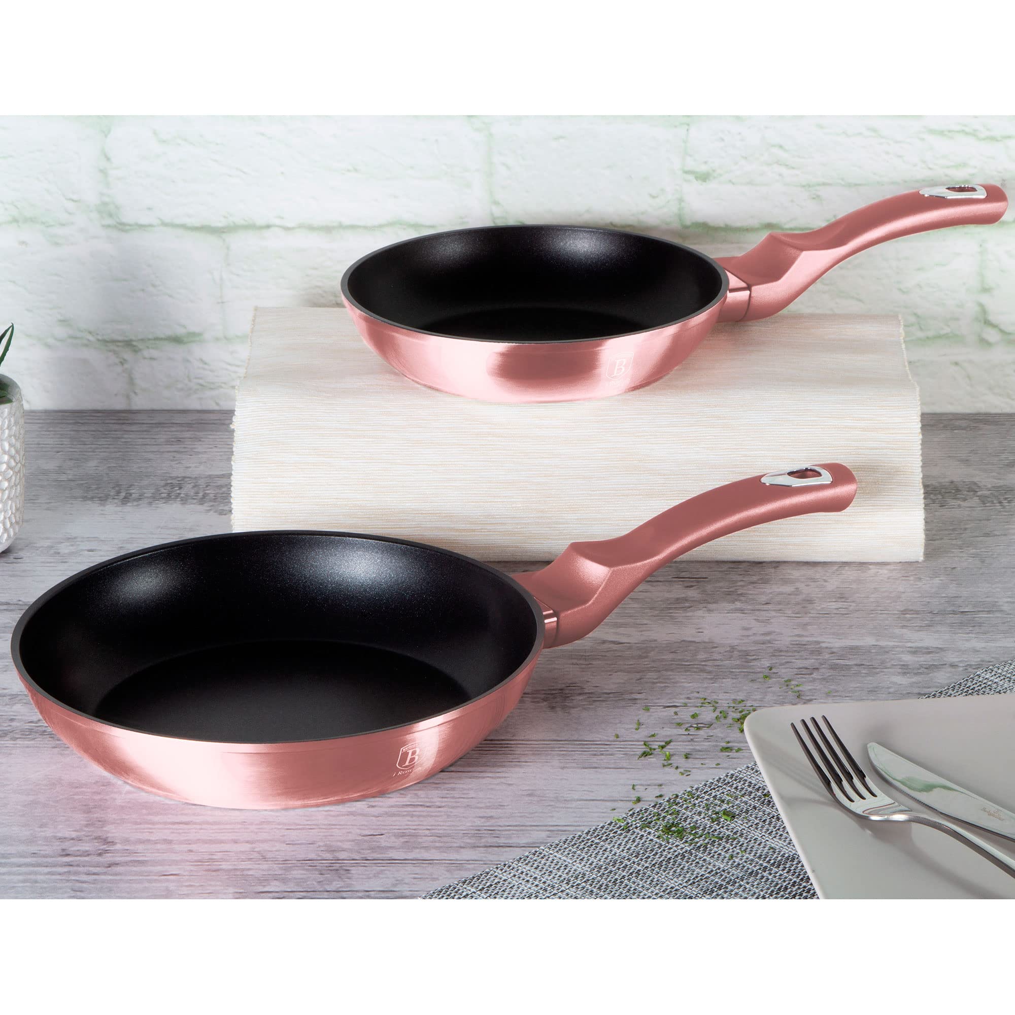 berlinger-haus-i-rose-lot-2-po-les-induction-22-26-cm-sans-pfoa image 2
